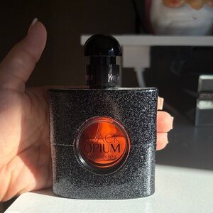Yves Saint Laurent Black Opium